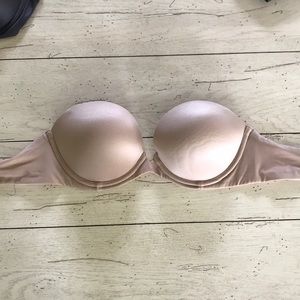 GUC 32D Victoria’s Secret convertible bra